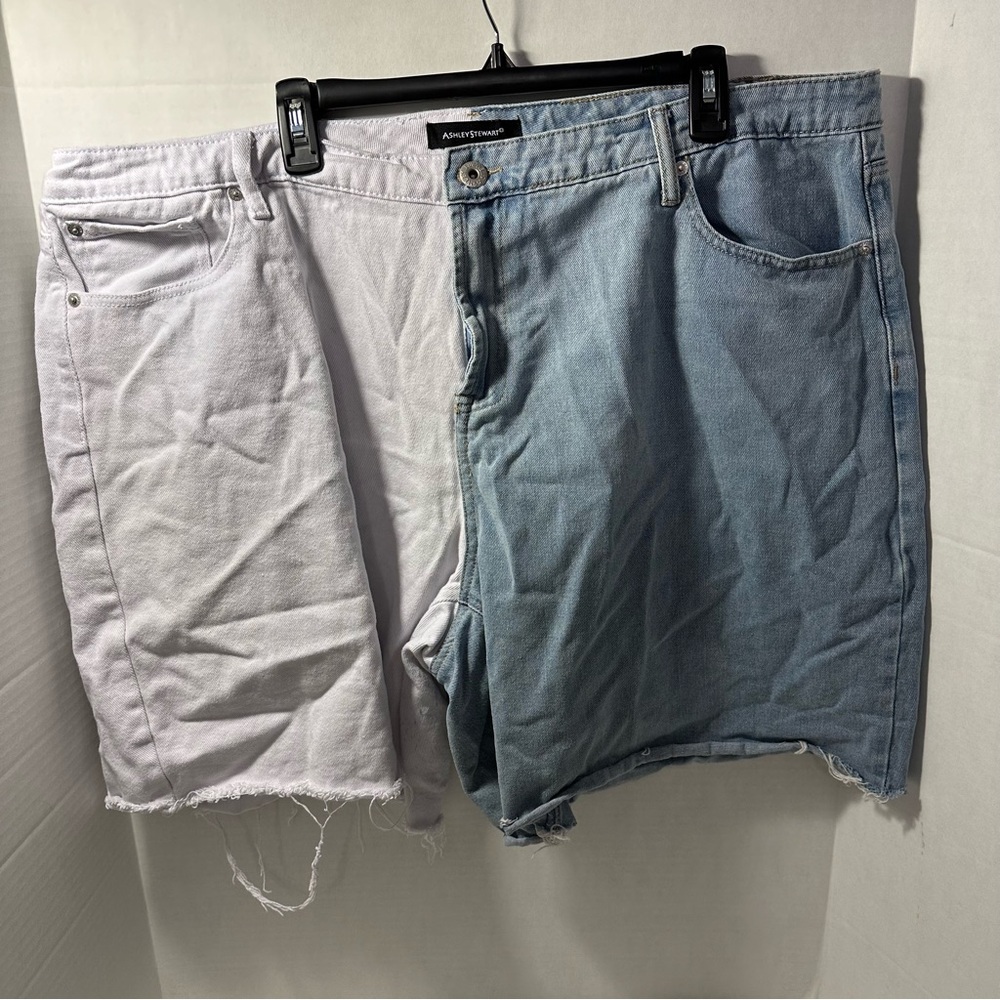 Ashley Stewart size 26 denim cutoff shorts two toned